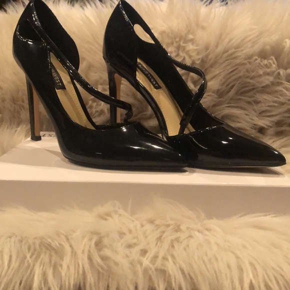 NINE WEST - Picture 6 of 7